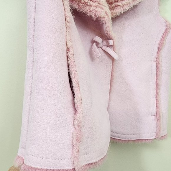 Baby Gap faux fur and suede vest bow front detail with side pockets size 18-24 M - Picture 11 of 11